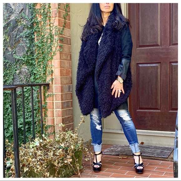 Black gorgeous faux fur Sherpa vest - Picture 6 of 8